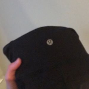 Black lululemon leggings